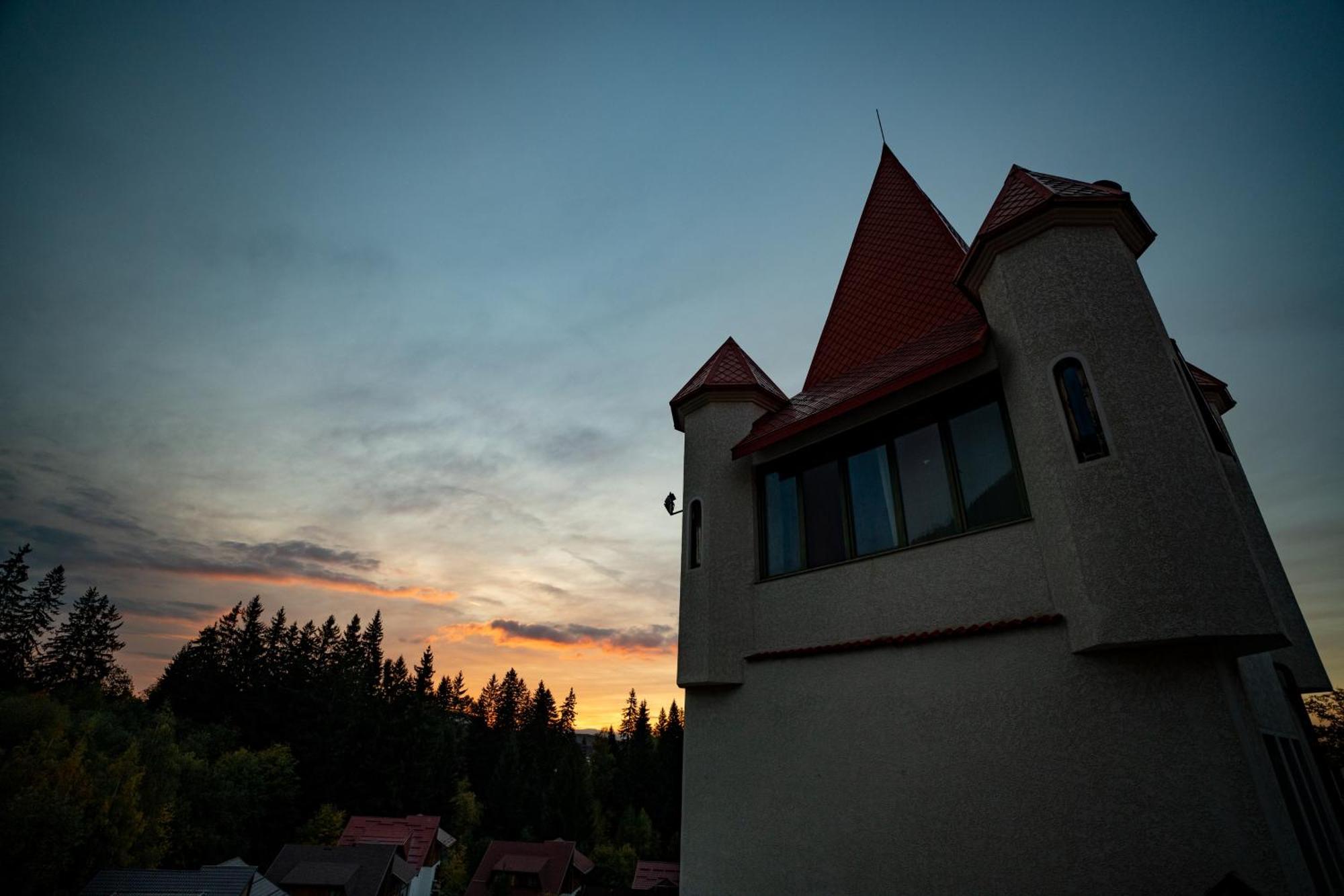 House Of Dracula Hotel Poiana Brasov Exterior foto